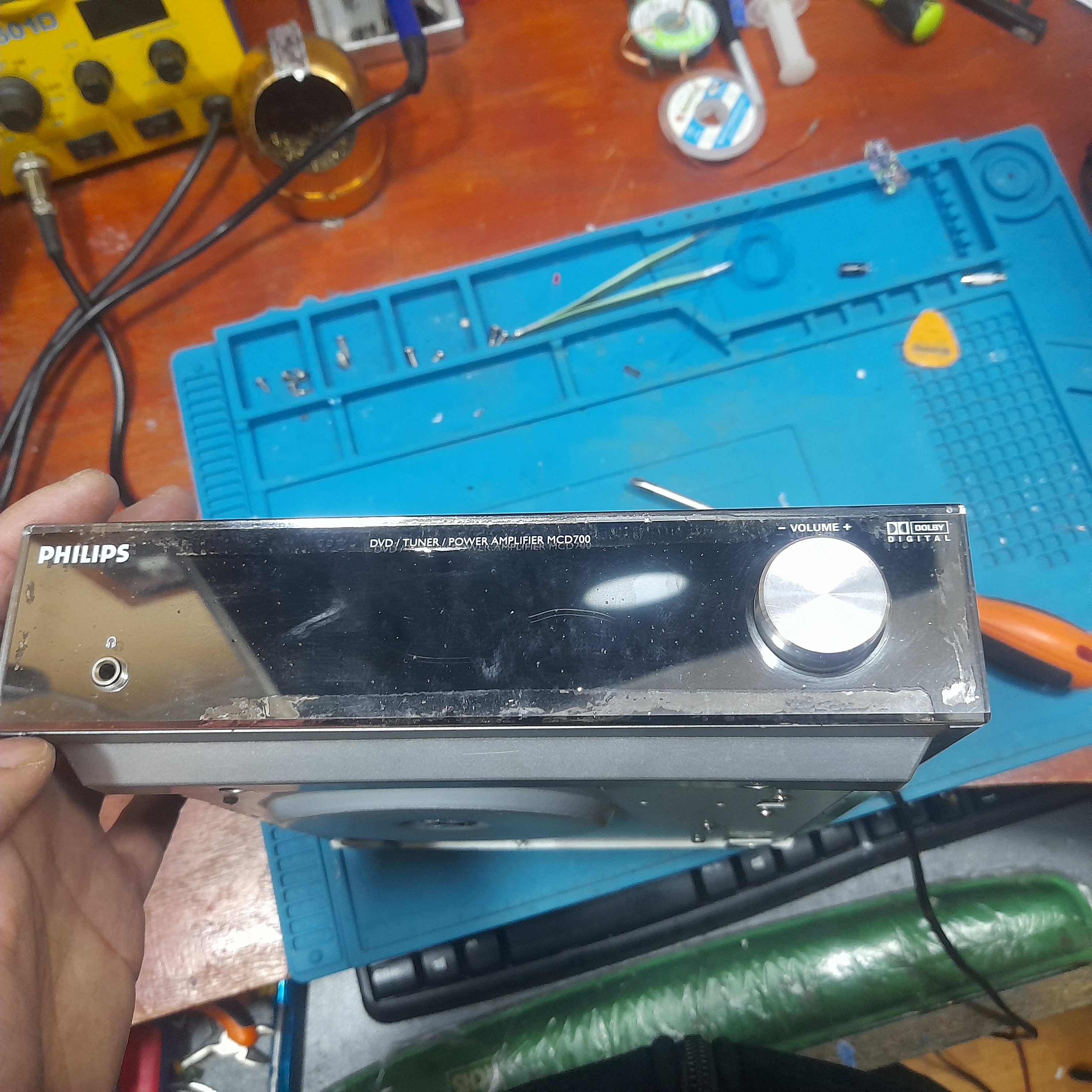 Servicio de Diagnóstico Philips MCD 700 dvd micro system.